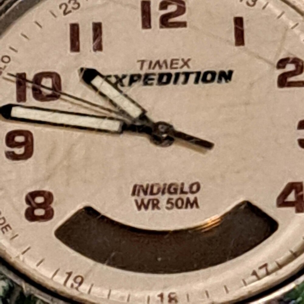 Timex expedition watch - Picture 16 of 16